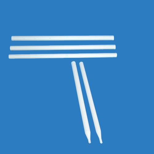 Medium form porcelain crucible for lab