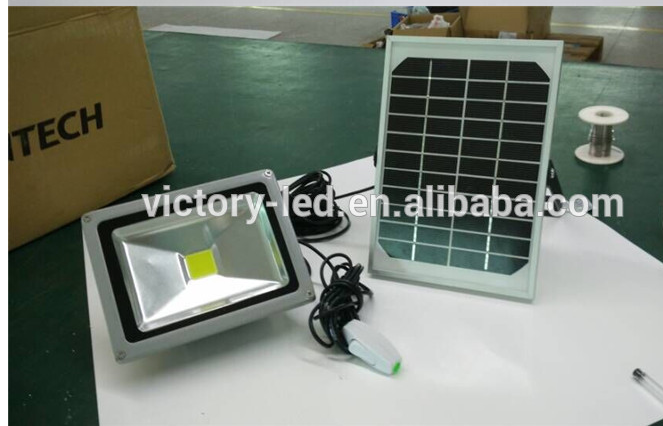 Easy installation battery working 1000 lumen 10w portable led flood light