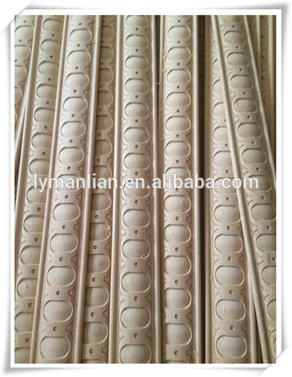 Hand carving acanthus leaf mouldings