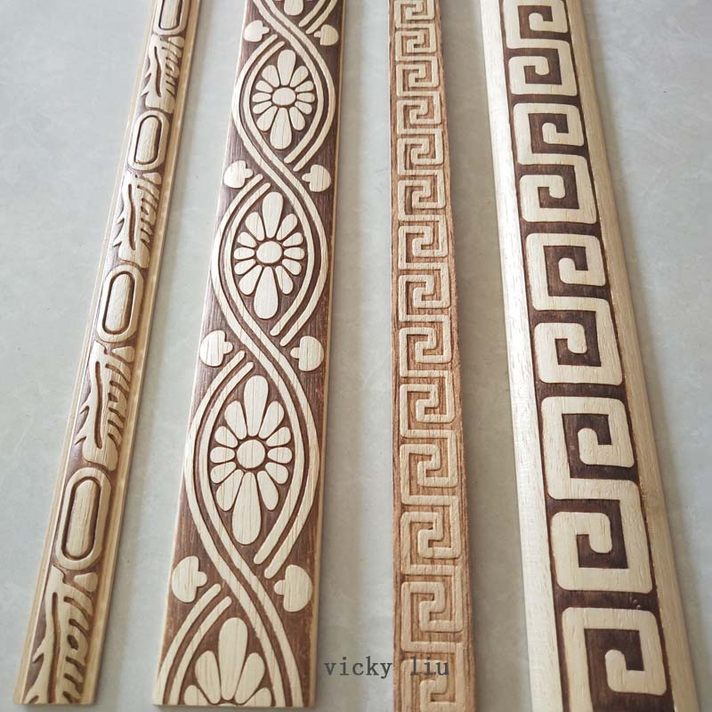 corner decorate with design wood moulding