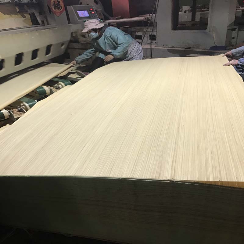 Natural white thread pattern wood veneers