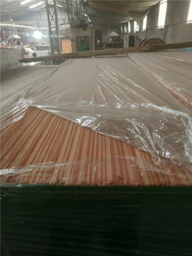 red teak veneer recon teak  face veneer for furniture Egyptian market