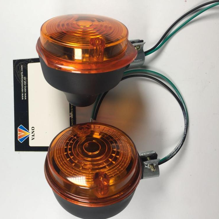 Round SIMSON MZ motorcycle turn signal with halogen bulb