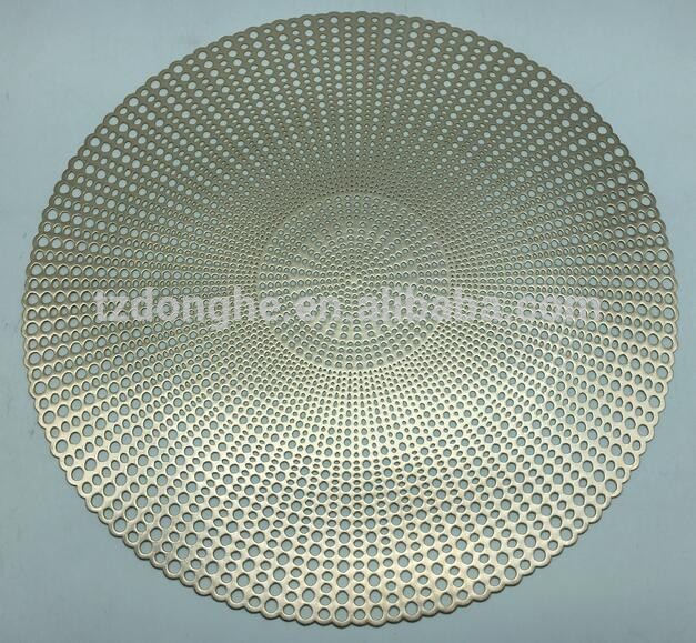 Tabletex Eco-Friendly red perforated placemat round for home