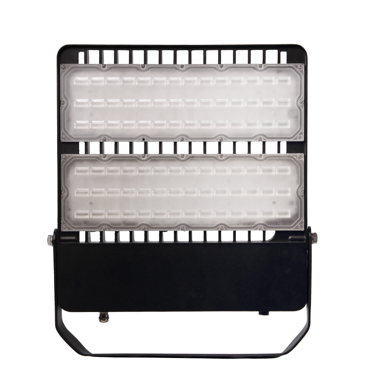 200W Outdoor Waterproof IP65 20000lm Ultra Bright 6000K Spotlight Daylight for Garden Yard, Party, Playground, Warehouse